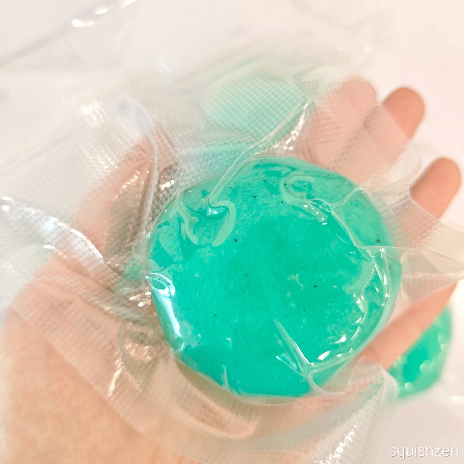 [NEW!] Mint Chocolate Slush Stress Ball Toy (5cm ball skin)