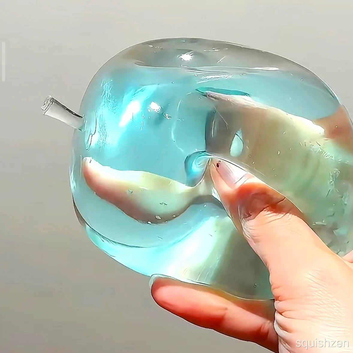 Formable Crystal Red /Green /Blue Creamy Texture Big Apple 🍎 Vaseline Stress Ball (7.5cm)