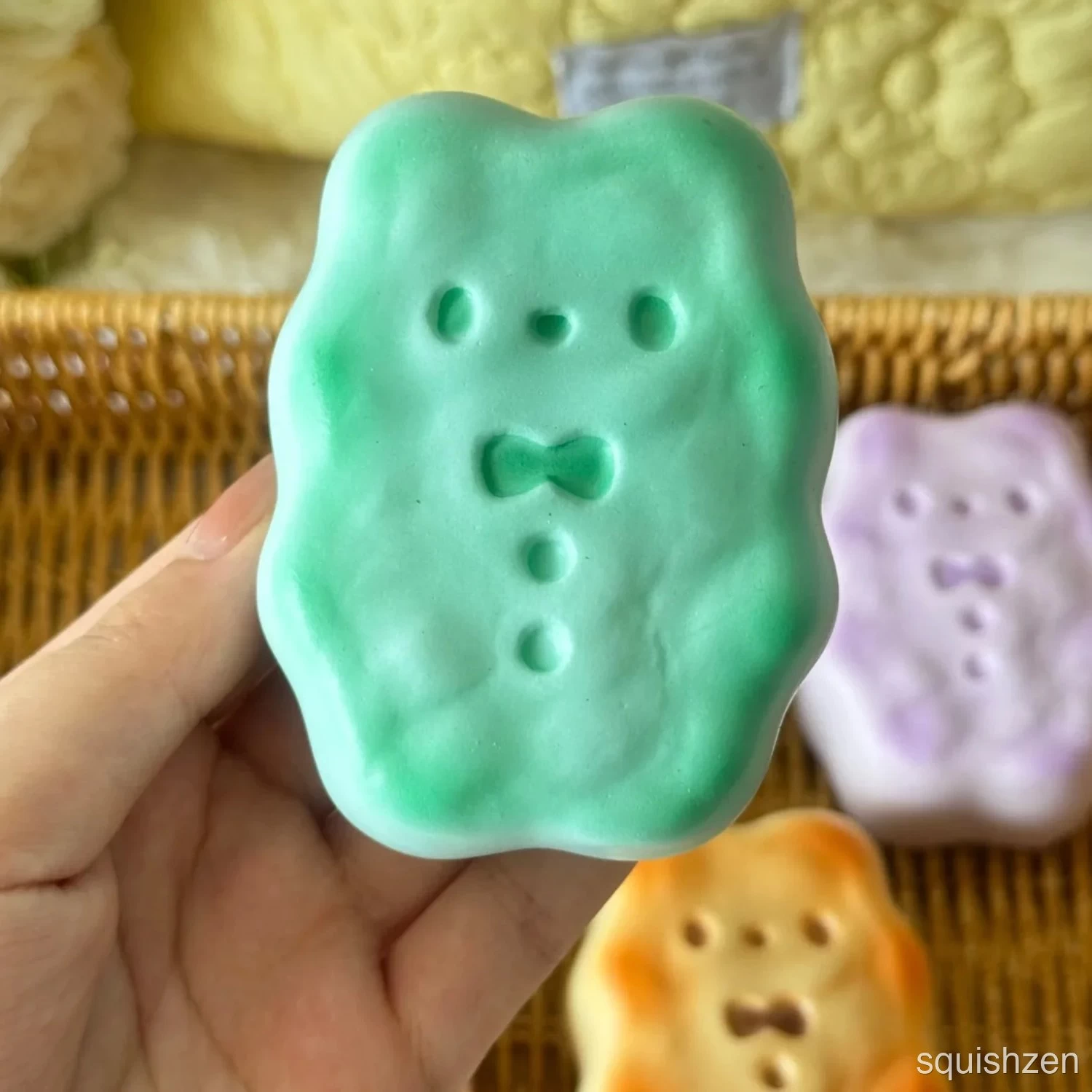 Super Soft Little Rabbit Biscuit Slowly-rising Squishy Toy